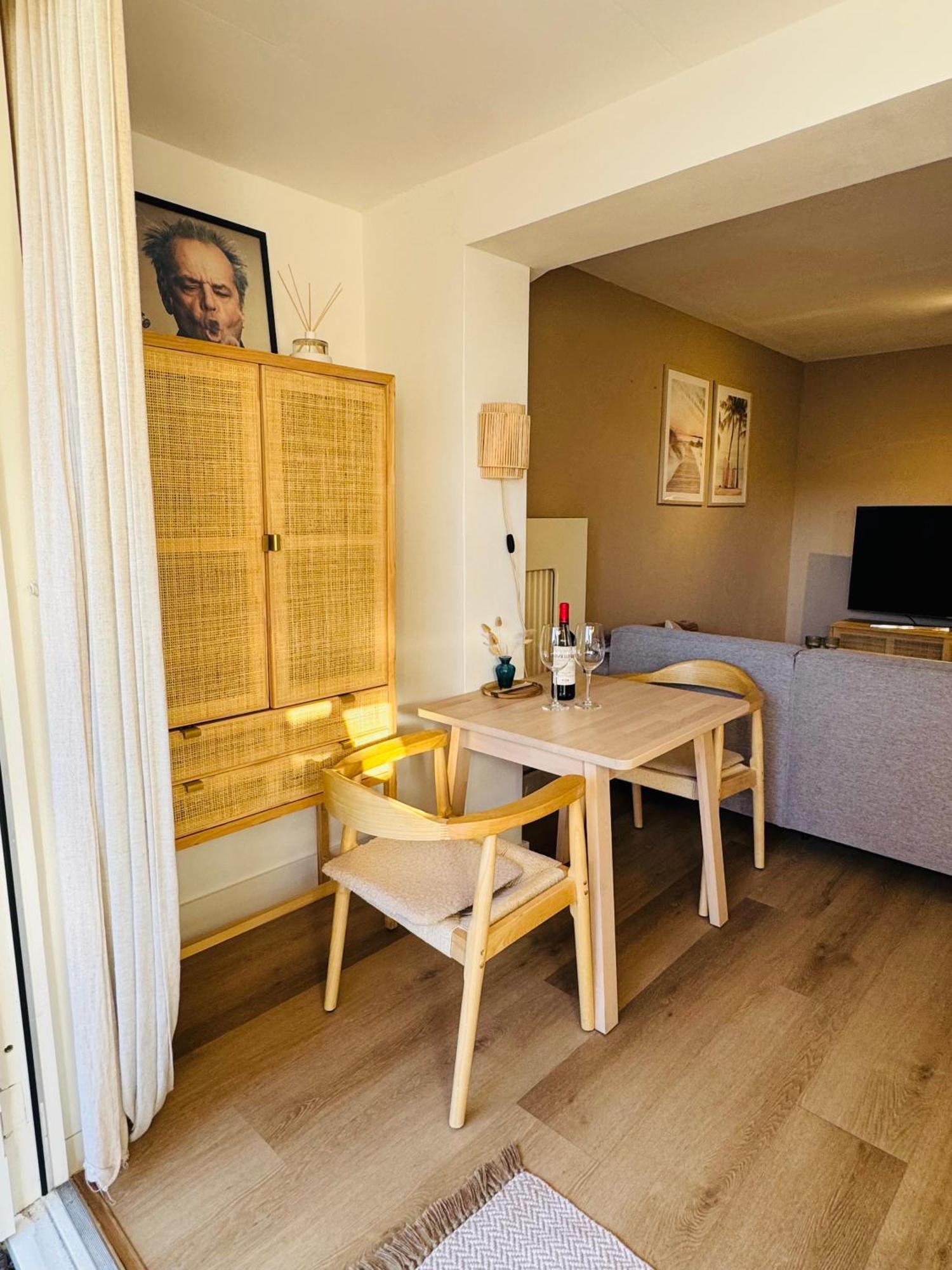 Hello Noordwijk - Souterrain Hoogwakersbosstraat 6 Apartment ภายนอก รูปภาพ