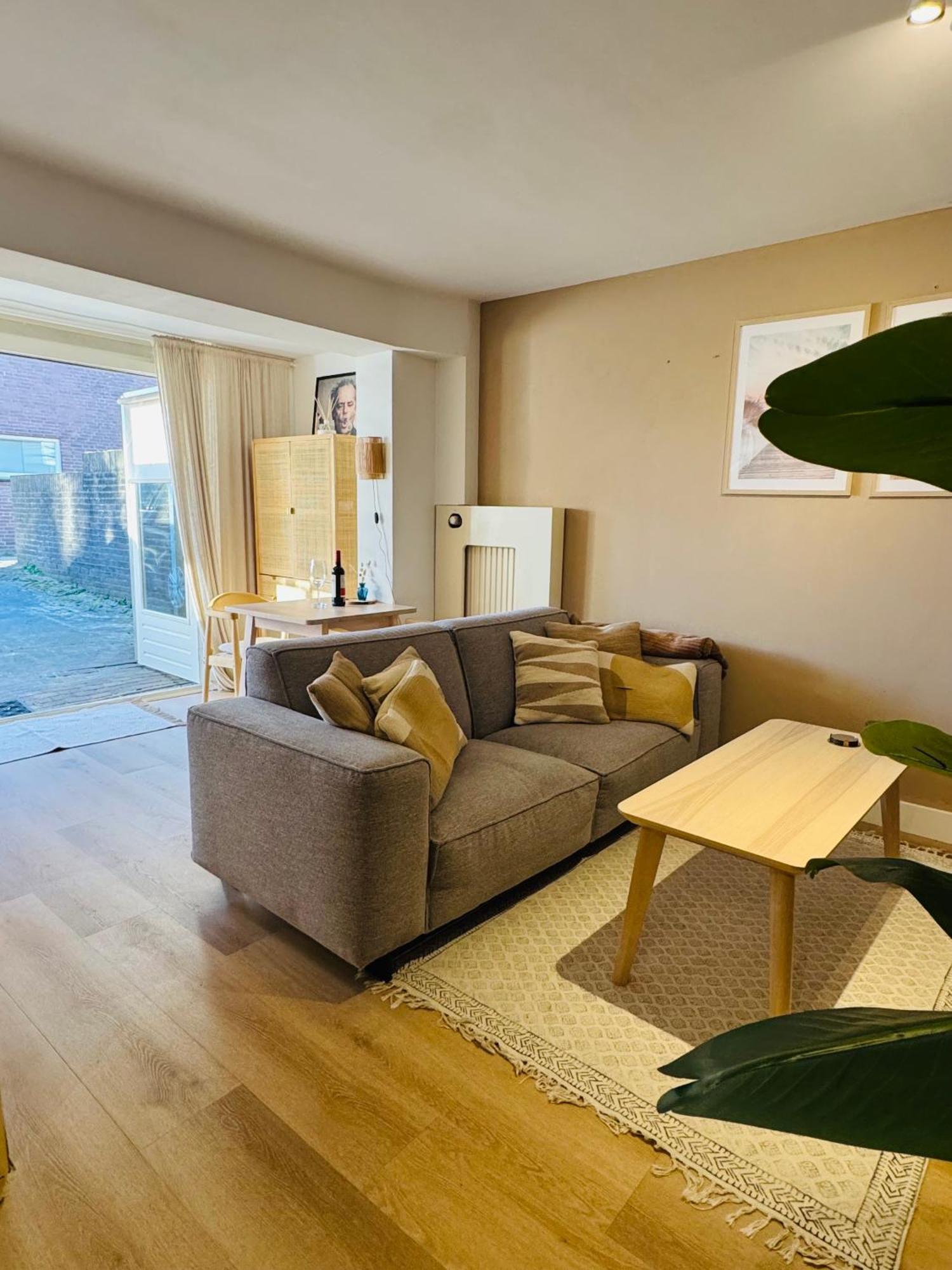 Hello Noordwijk - Souterrain Hoogwakersbosstraat 6 Apartment ภายนอก รูปภาพ